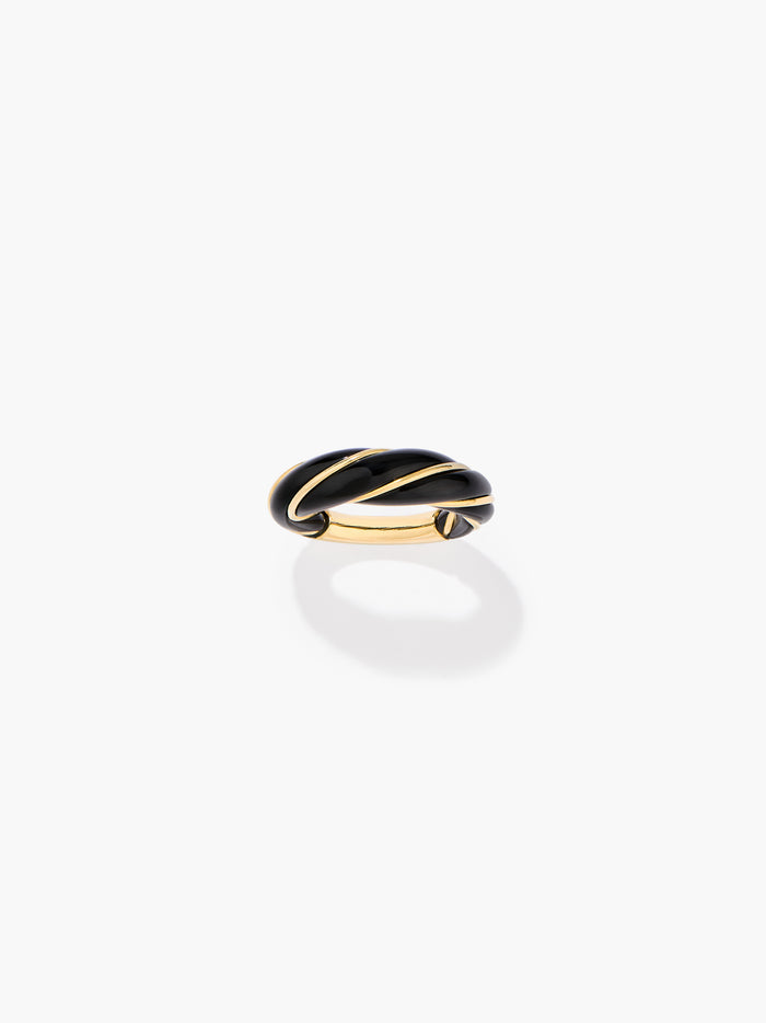 Black Diana ring